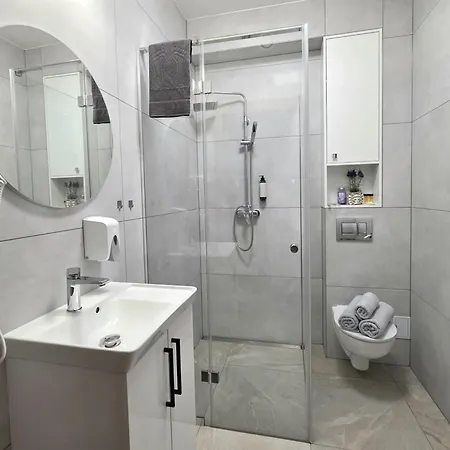 Ξενοδοχείο με διαμερίσματα Totulokum 4*